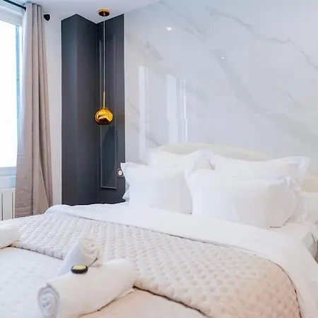 Appartamento Luxurious With Stylish Design And Comfort - 104